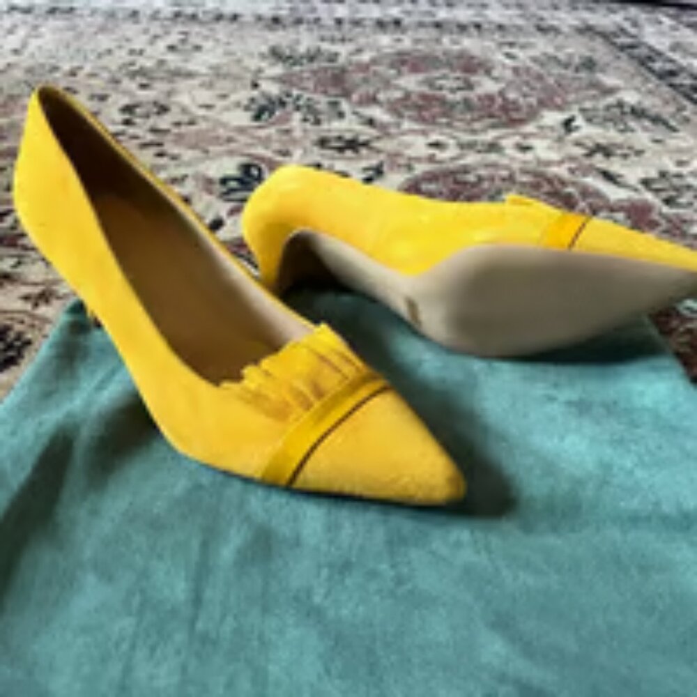 Anthropology Suede Pumps size 8. NEW!